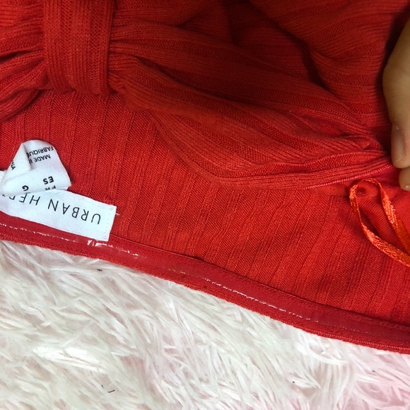 Red body suit - Picture 3 of 6